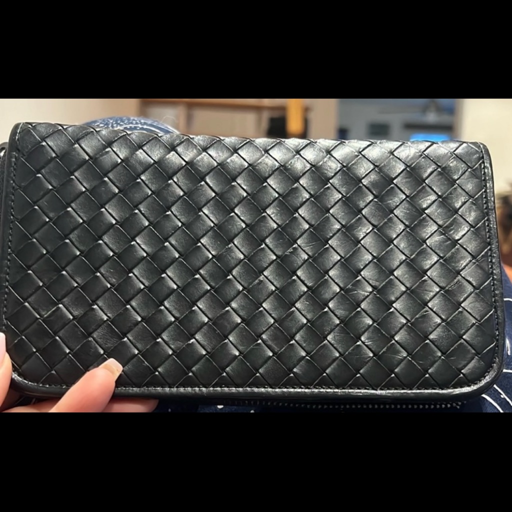 Bottega Veneta Wallet Authentic